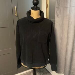 Martha’s Vineyard vineyard vines cowl neck sweatshirt size s